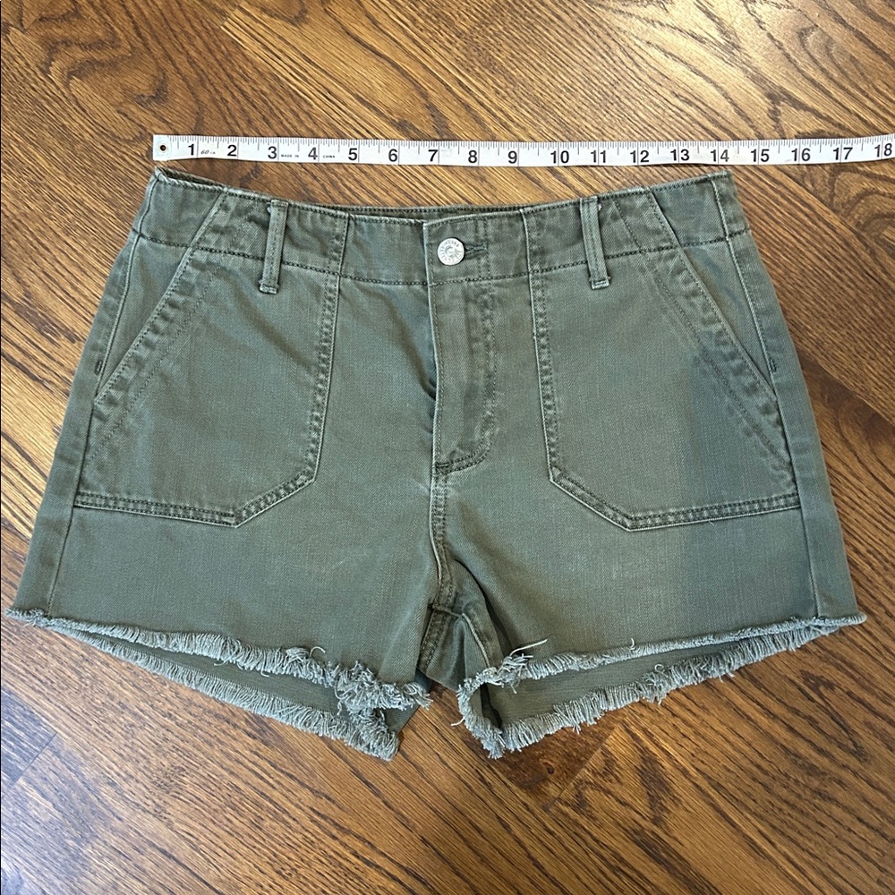 PAIGE Mayslie High Waist Cutoff Utility Shorts Size 27 Vintage Ivy Green - Picture 3 of 8